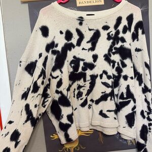 Heavy knitted sweater